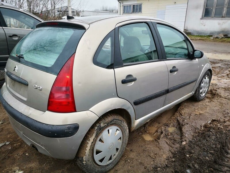 Photo 5 - Citroen C3 2004 y parts