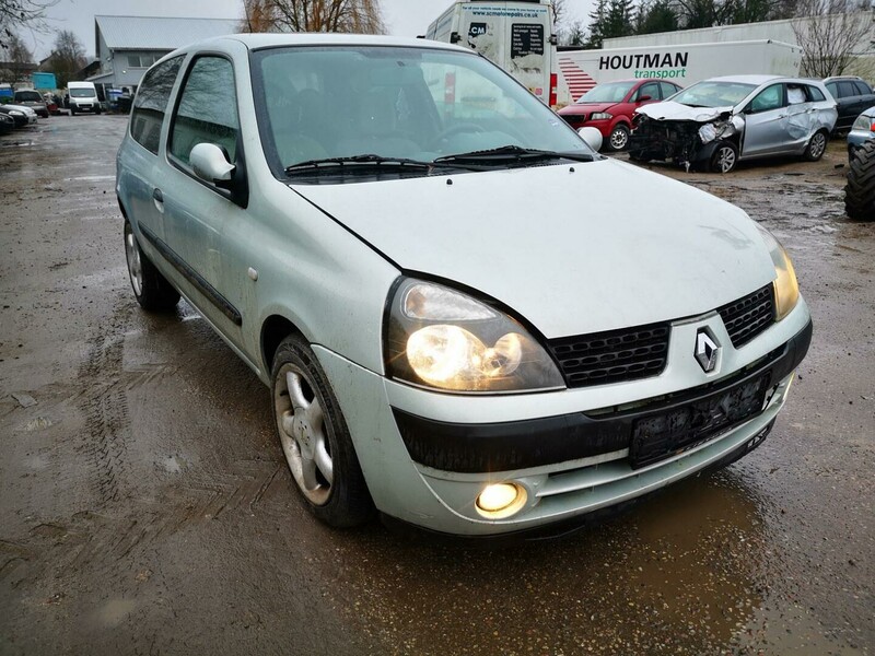 Renault Clio 2002 m dalys