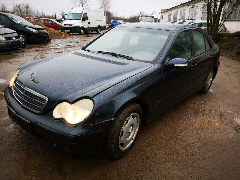 Фотография 2 - Mercedes-Benz C Klasė 2002 г запчясти