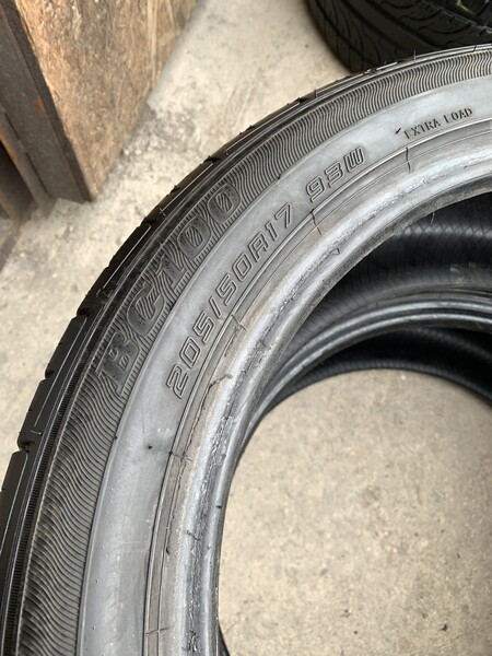 Photo 4 - Sumitomo IR LANDSAIL R17 summer tyres passanger car
