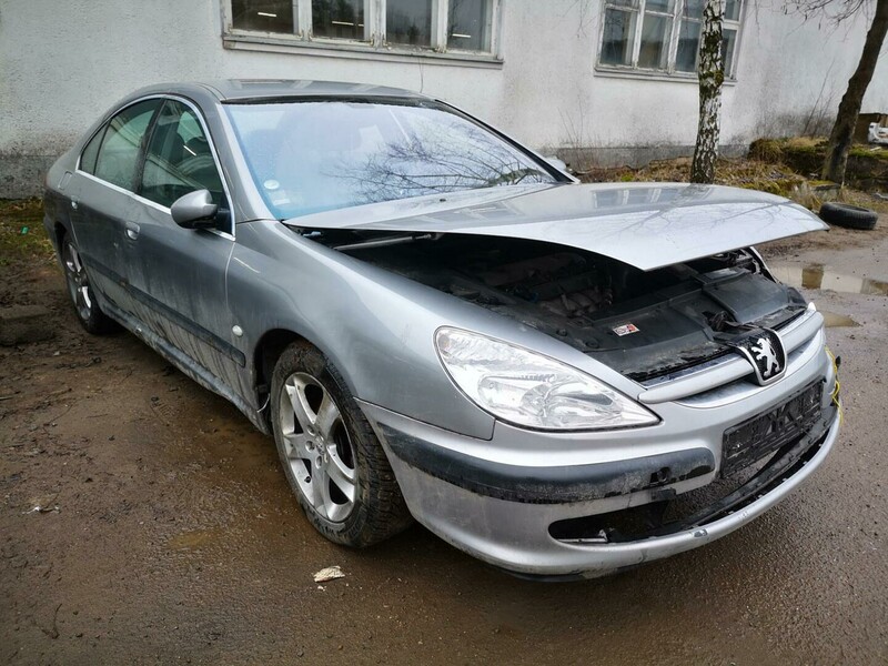 Peugeot 607 2001 m dalys