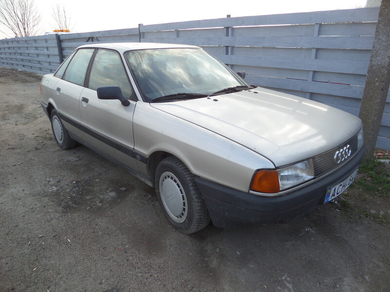 Photo 1 - Audi 80 1989 y parts
