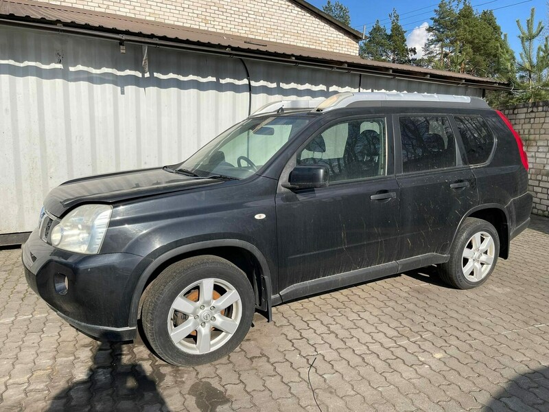 Nissan X-Trail II 2008 m dalys