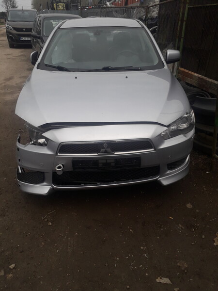 Mitsubishi Lancer 2008 y parts