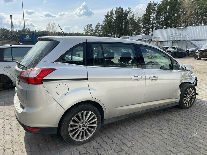 Photo 6 - Ford Grand C-Max 2018 y parts