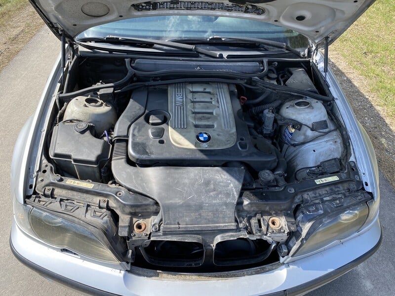 Photo 11 - Bmw 330 E46 2005 y parts