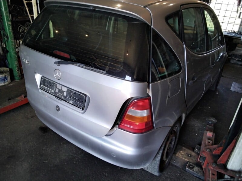 Photo 4 - Mercedes-Benz A 140 W168 1999 y parts