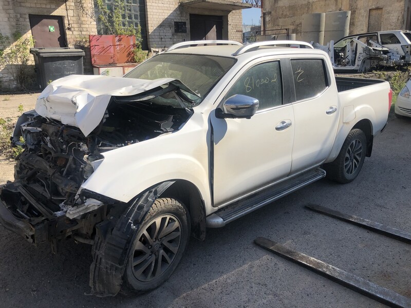 Photo 2 - Nissan Navara 2017 y parts