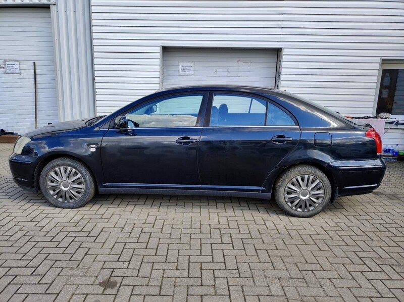 Nuotrauka 3 - Toyota Avensis II D-4D 2004 m