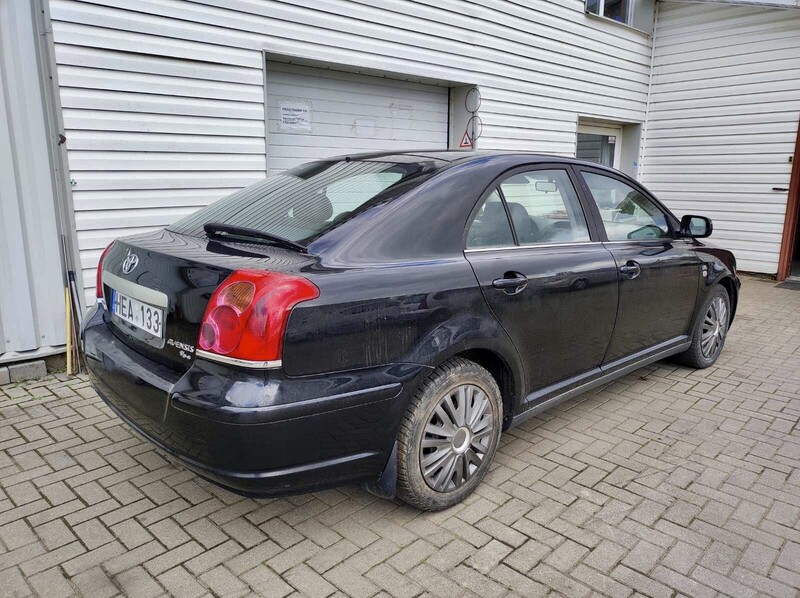 Photo 11 - Toyota Avensis II D-4D 2004 y