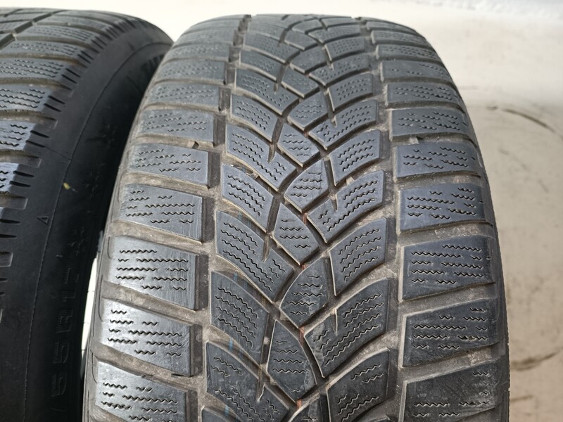 Photo 6 - Dunlop 4-5mm R17 universal tyres passanger car