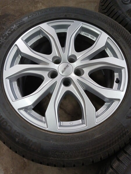 Photo 4 - ALUTEC Nr192 Q7 light alloy R19 rims