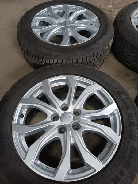 Photo 6 - ALUTEC Nr192 Q7 light alloy R19 rims