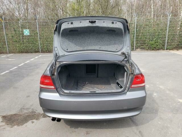 Photo 8 - Bmw 325 E90 2007 y parts