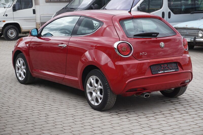 Photo 4 - Alfa Romeo Mito 2009 y Hatchback