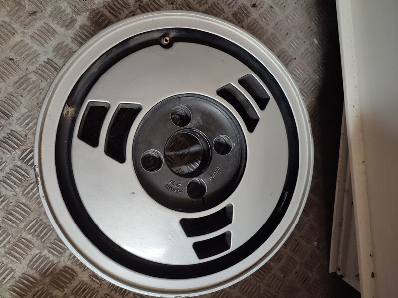 Фотография 14 - Peugeot 205 R14 литые диски