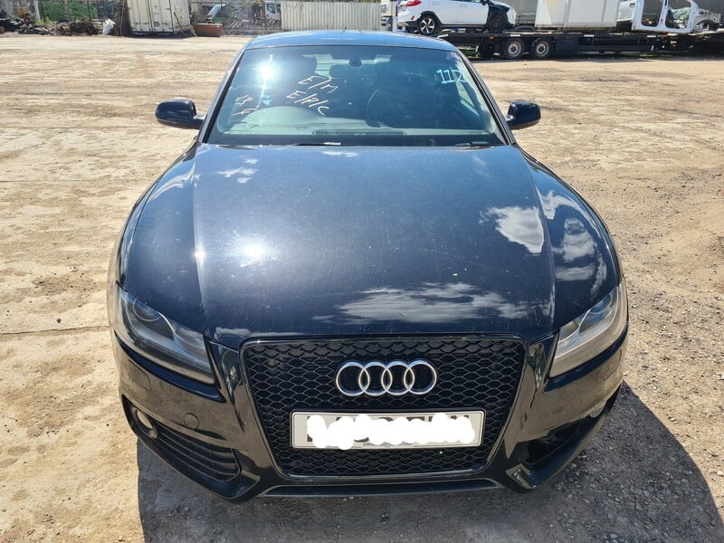 Photo 2 - Audi A5 TFSI 2010 y parts