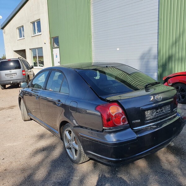 Photo 3 - Toyota Avensis 2008 y parts
