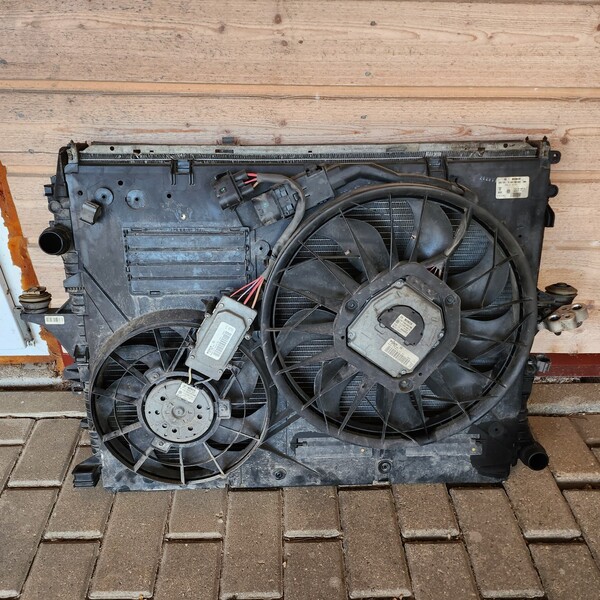 Photo 1 - Kita variklio skyriaus detalė, Audi Q7 2006 y
