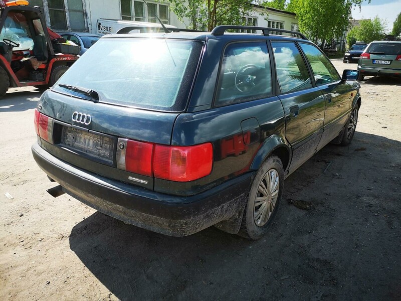 Фотография 3 - Audi 80 1994 г запчясти