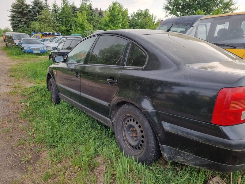 Nuotrauka 2 - Volkswagen Passat 2000 m Sedanas