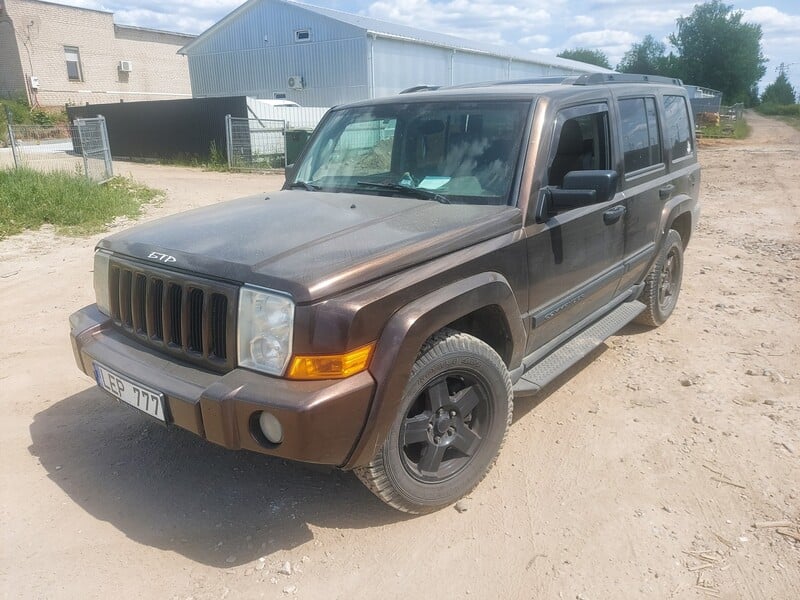 Photo 4 - Jeep Commander 2006 y parts