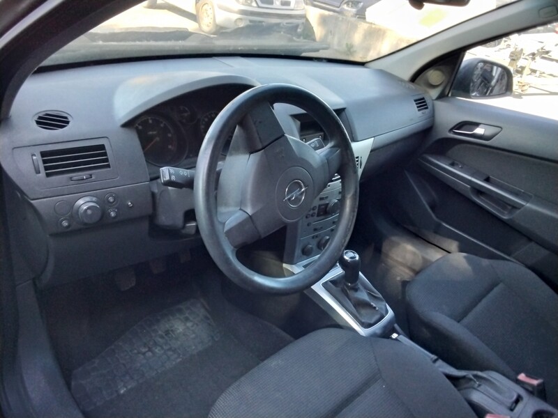 Nuotrauka 4 - Opel Astra 2009 m dalys