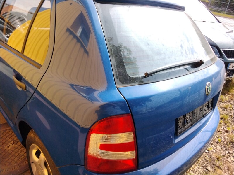 Photo 3 - Skoda Fabia 2005 y parts