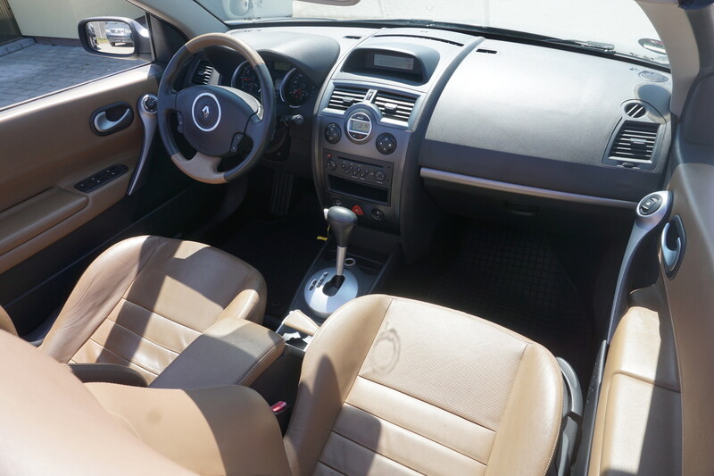 Фотография 21 - Renault Megane 16V Privilege aut. 2008 г