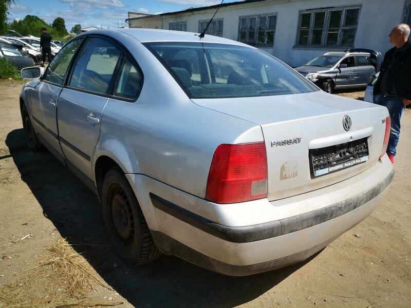 Фотография 6 - Volkswagen Passat 1998 г запчясти