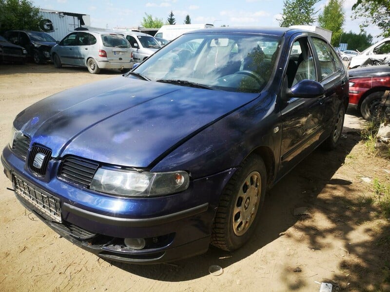 Photo 2 - Seat Leon 2000 y parts