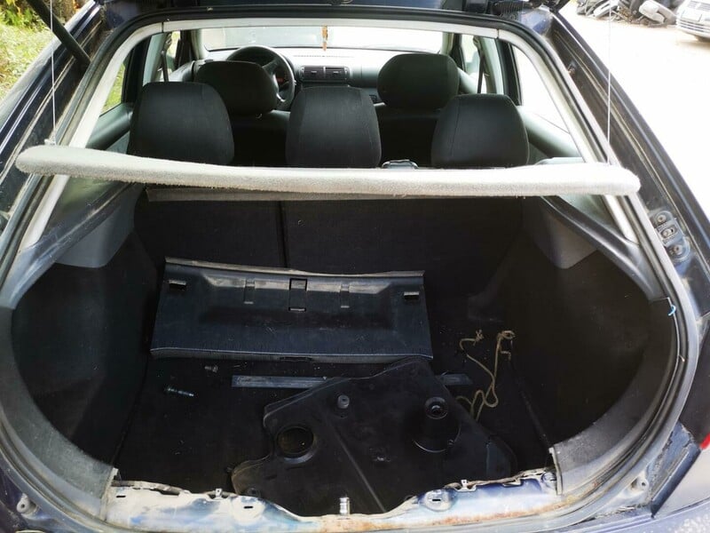 Photo 8 - Seat Leon 2000 y parts