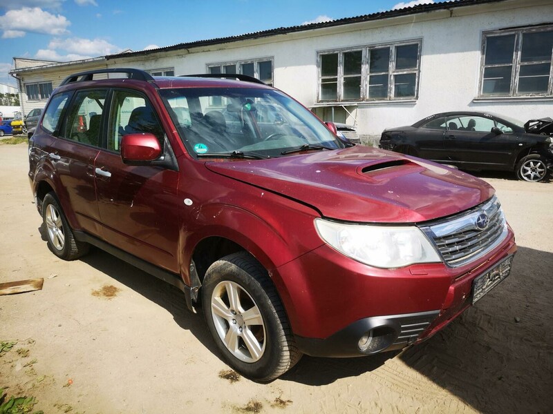 Subaru Forester 2008 г запчясти