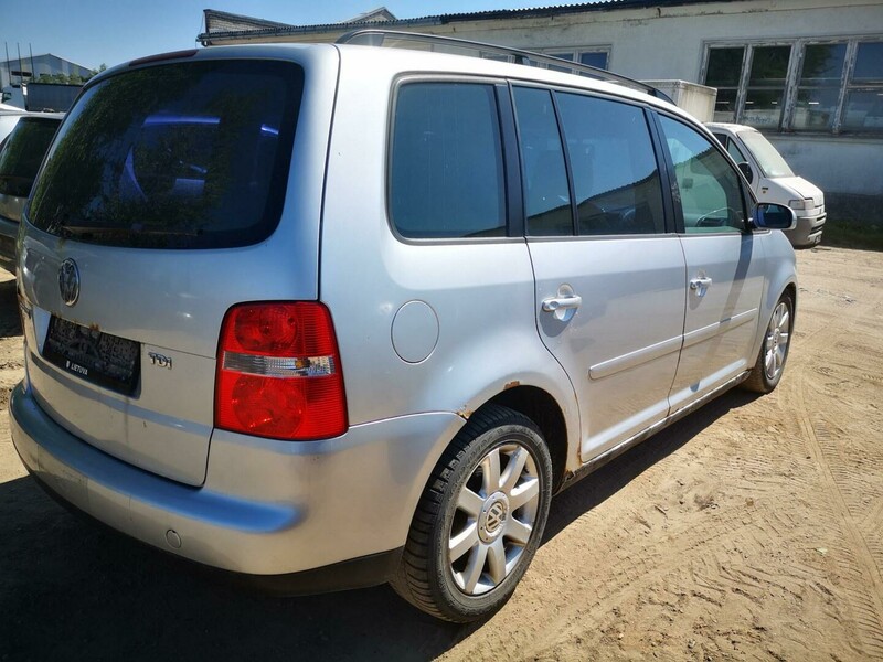 Nuotrauka 4 - Volkswagen Touran 2005 m dalys