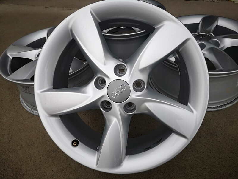 Audi A6 R17 light alloy rims