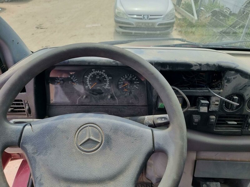 Photo 6 - Mercedes-Benz Sprinter 1998 y parts