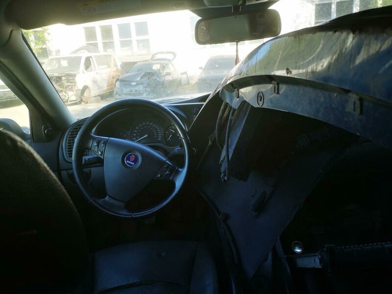 Photo 7 - Saab 9-3 2003 y parts