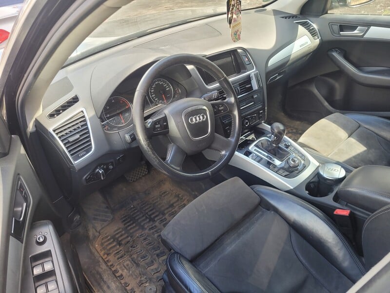 Photo 3 - Audi Q5 2009 y parts