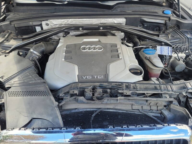 Photo 5 - Audi Q5 2009 y parts