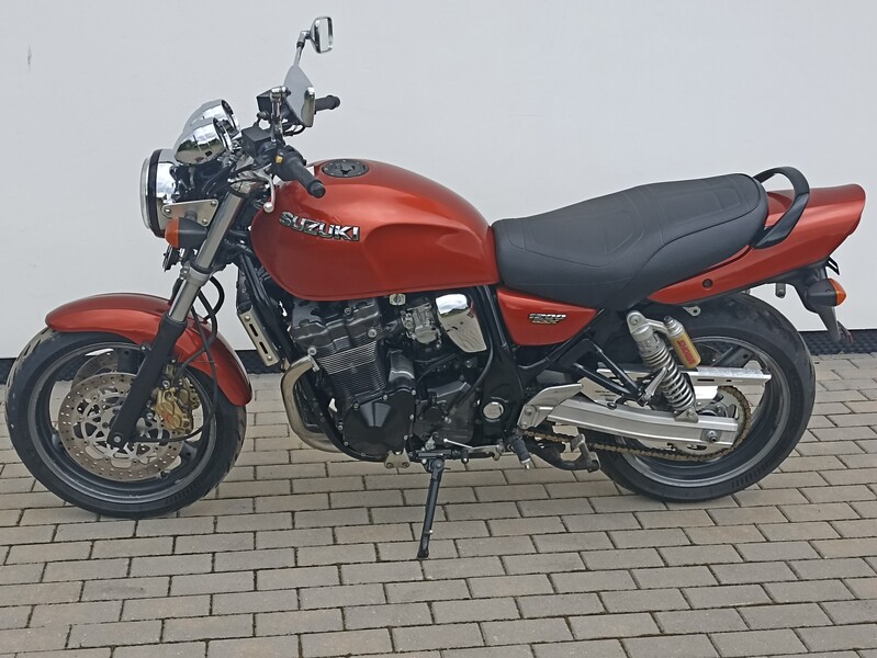 Фотография 2 - Suzuki GSX 2001 г Классический / Streetbike мотоцикл