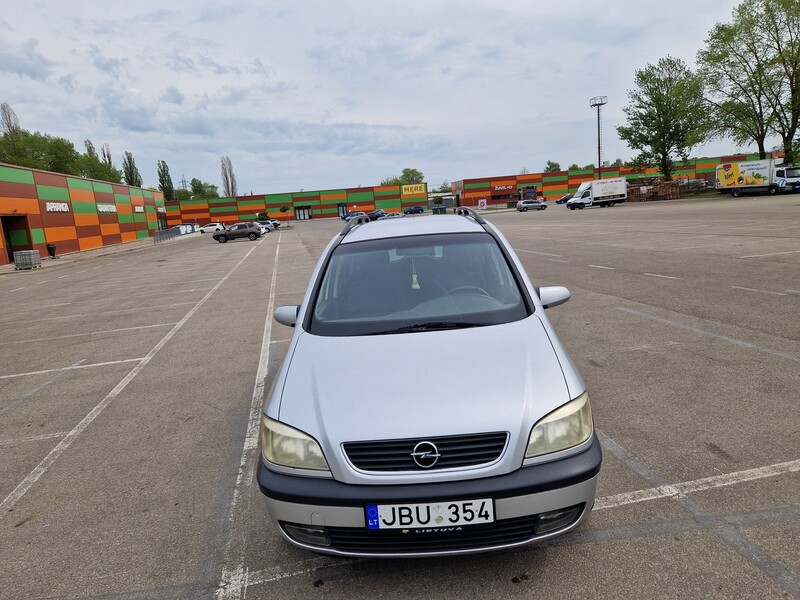 Opel Zafira A 16V Comfort 2000 y