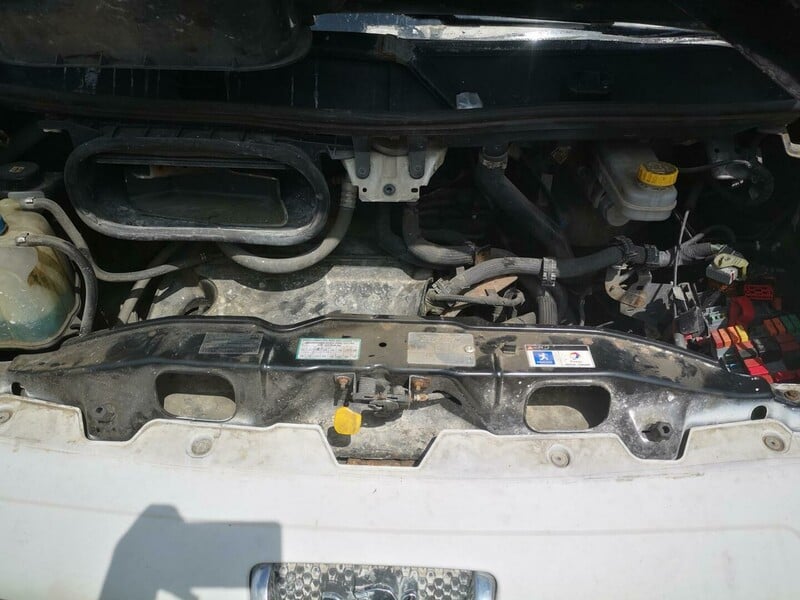 Photo 3 - Peugeot Boxer 2012 y parts