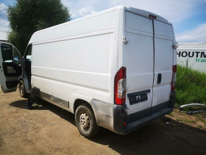 Photo 5 - Peugeot Boxer 2012 y parts