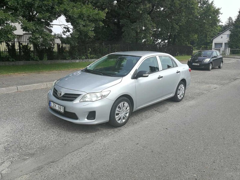 Nuotrauka 8 - Toyota Avensis 2015 m nuoma