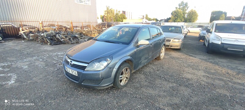 Opel Astra 2007 m dalys