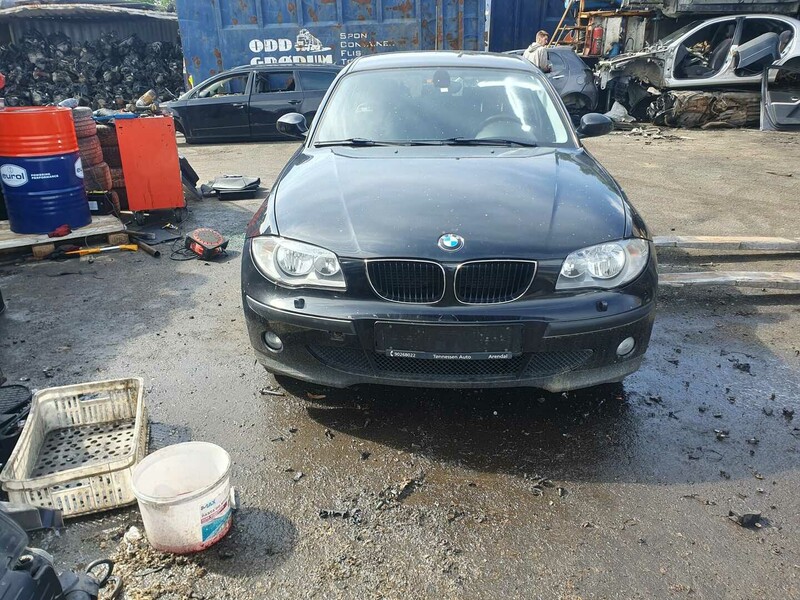 Photo 1 - Bmw Serija 1 2006 y parts