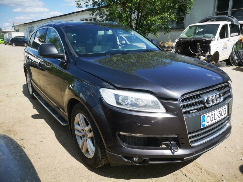 Audi Q7 2007 y parts