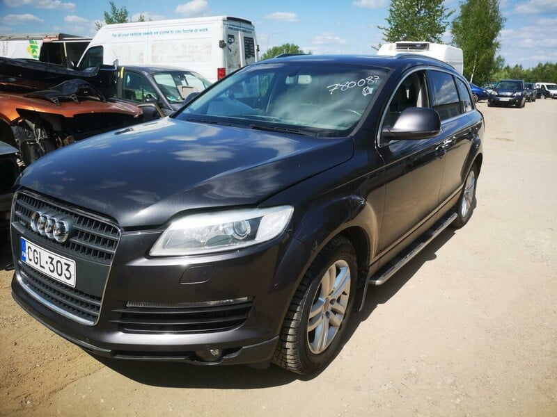 Photo 2 - Audi Q7 2007 y parts