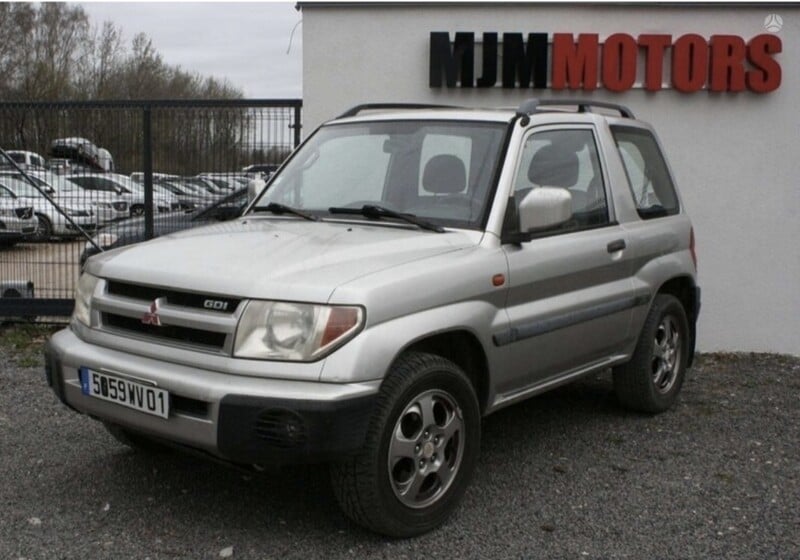 Photo 2 - Mitsubishi Pajero Pinin 2001 y Off-road / Crossover