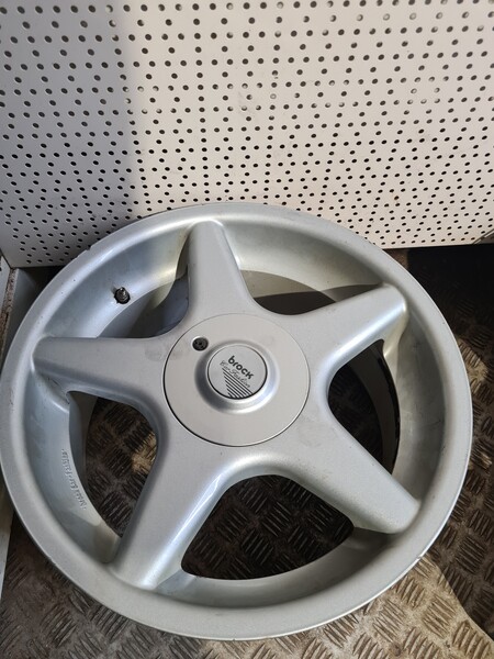 BMW 325 R17 light alloy rims